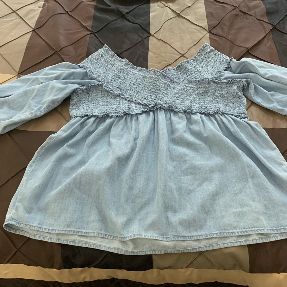 International Concepts INC off the shoulder top
